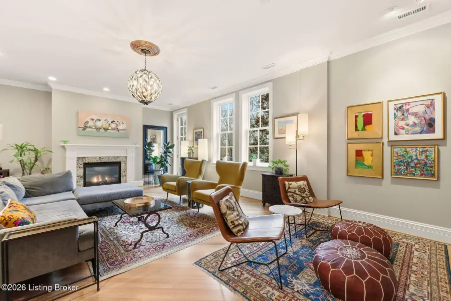 966 Cherokee Rd #302, Louisville, KY 40204 - Image #3