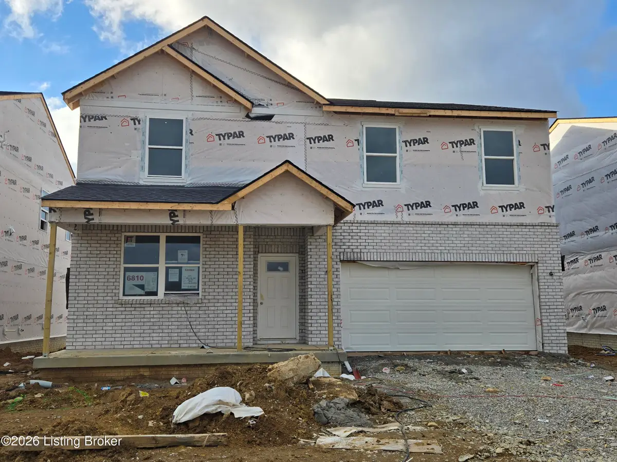 6810 Oak Rock Dr, Louisville, KY 40291 - Image #1