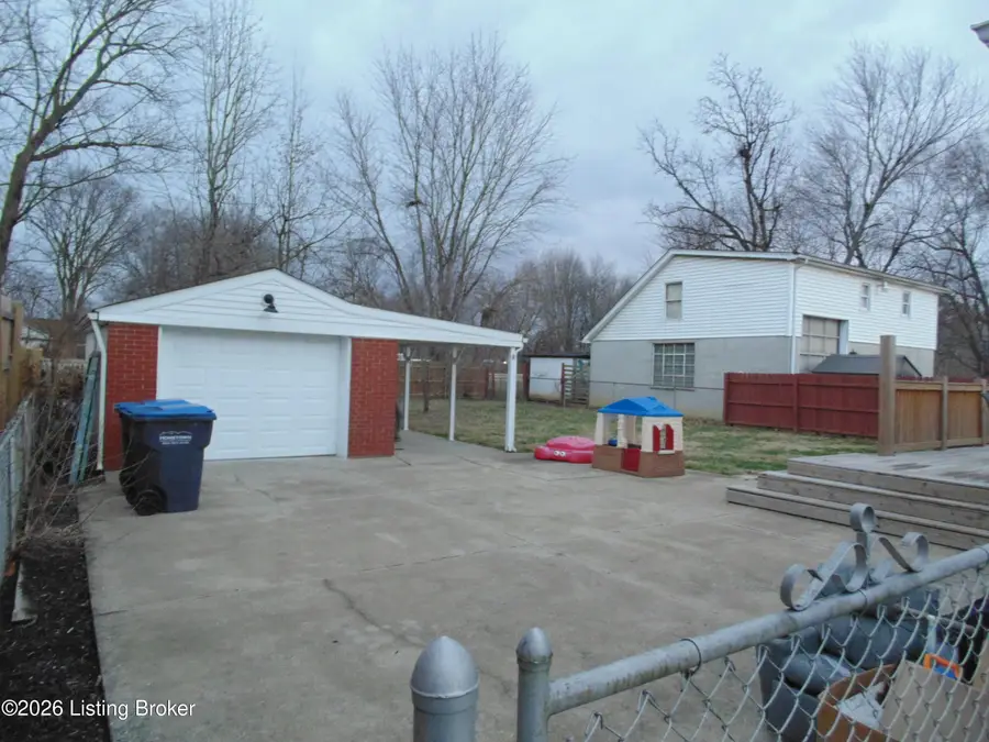 1104 Lone Oak Ave, Louisville, KY 40219 - Image #3