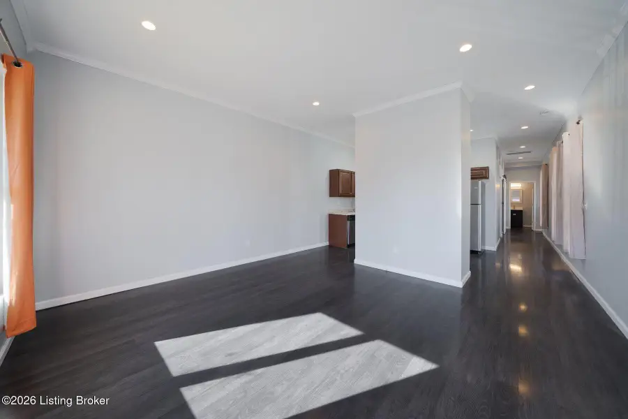 519 Brentwood Ave, Louisville, KY 40215 - Image #2