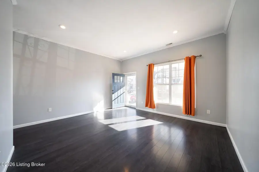 519 Brentwood Ave, Louisville, KY 40215 - Image #3