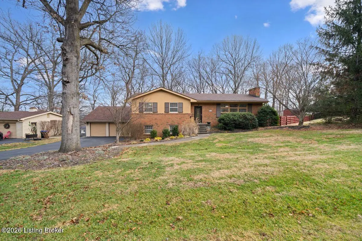 333 Kenwood Hill Rd, Louisville, KY 40214 - Image #1