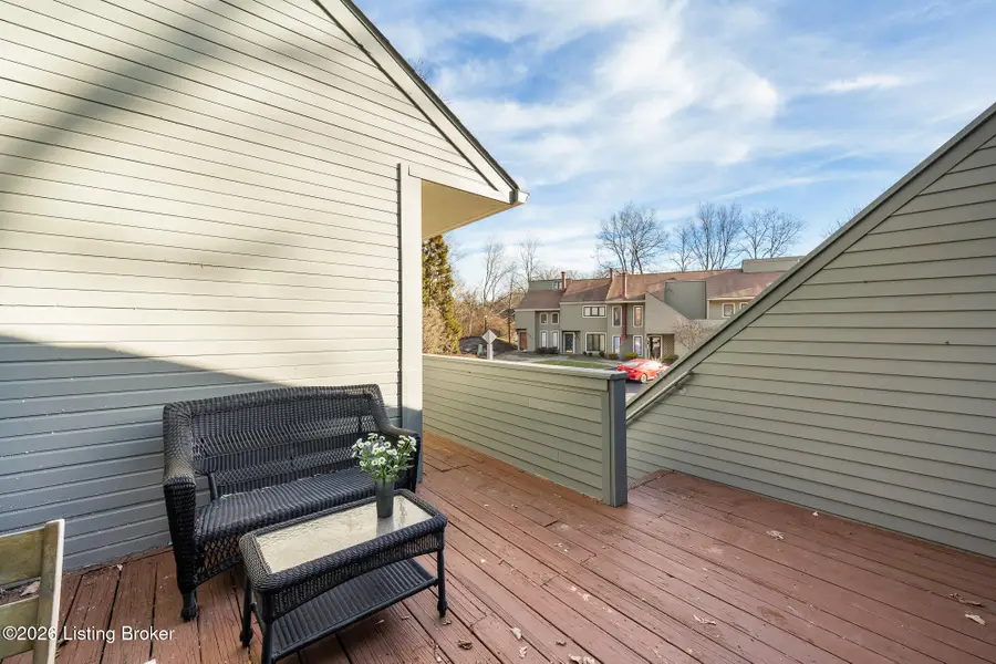 308 Crescent Spring Dr, Louisville, KY 40206 - Image #2