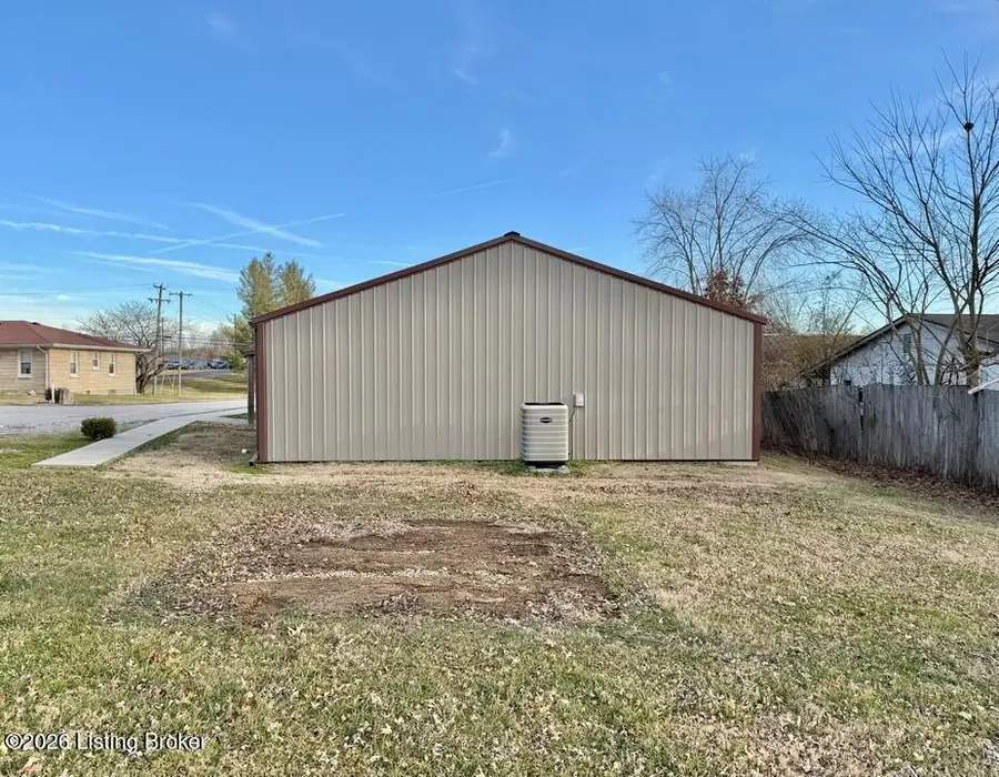 409 Millerstown St, Clarkson, KY 42726 - Image #3