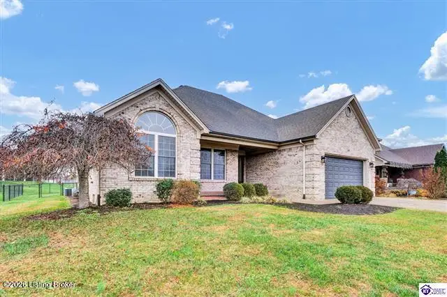 421 E Woodlake Cir, Mount Washington, KY 40047 - Image #2