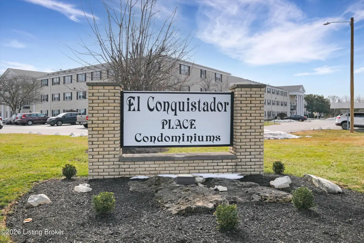 306 El Conquistador Pl, Louisville, KY 40220 - #1