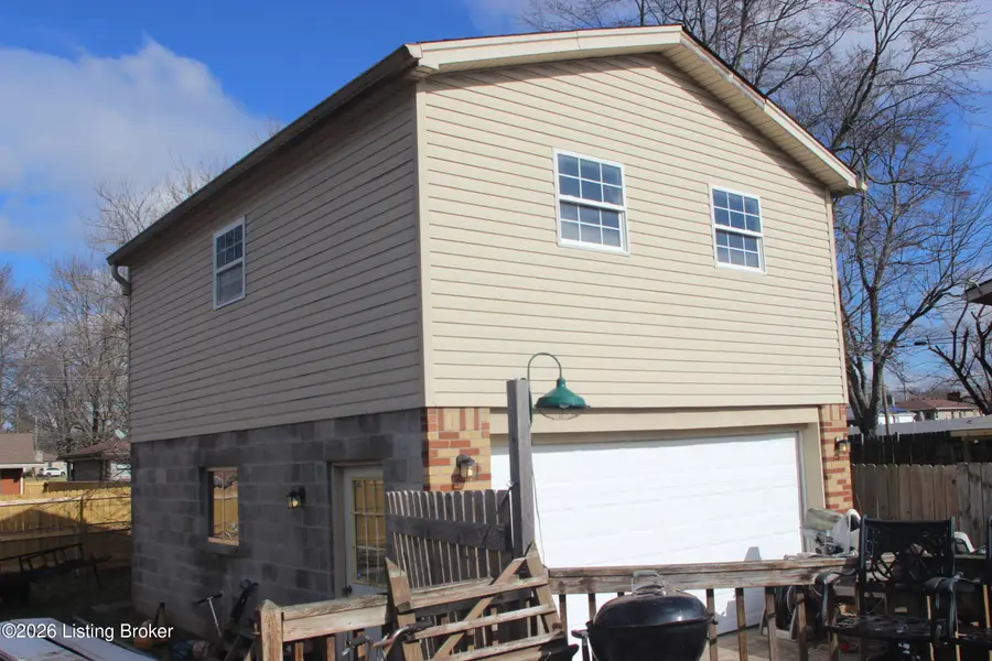 6021 Princess Way, Louisville, KY 40219 - Image #2