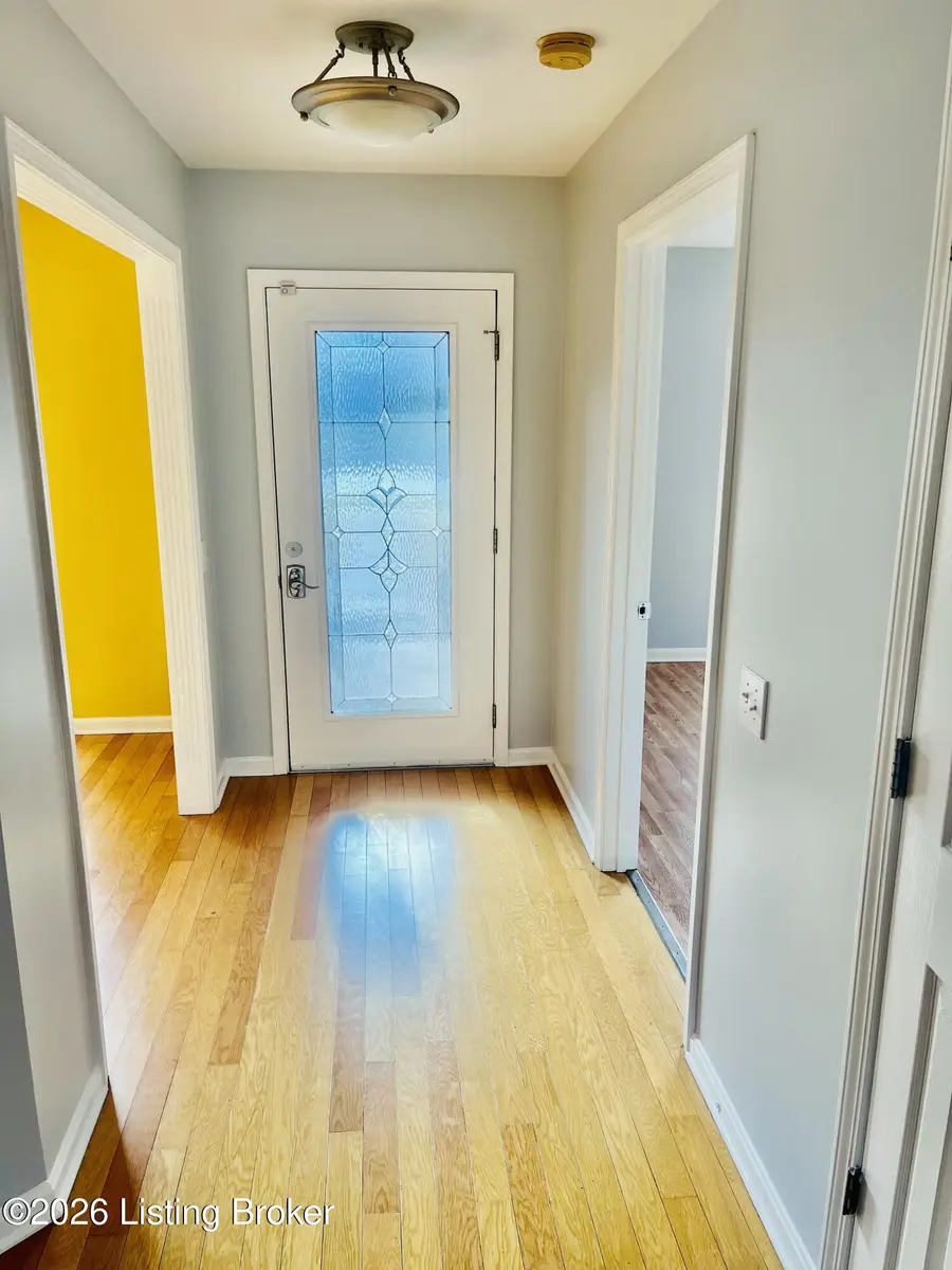 9607 Keeling Ridge Rd, Louisville, KY 40291 - Image #2