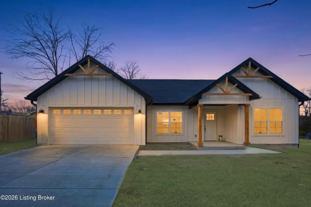 1606 Betances Ct, La Grange, KY 40031 - Image #1