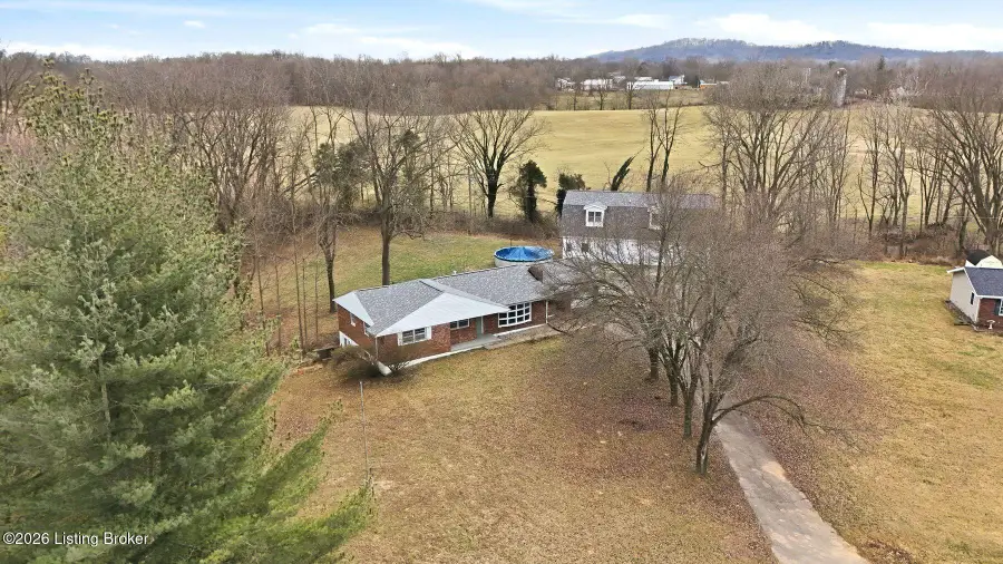 12 SE Hollye Dr, Corydon, IN 47112 - Image #3