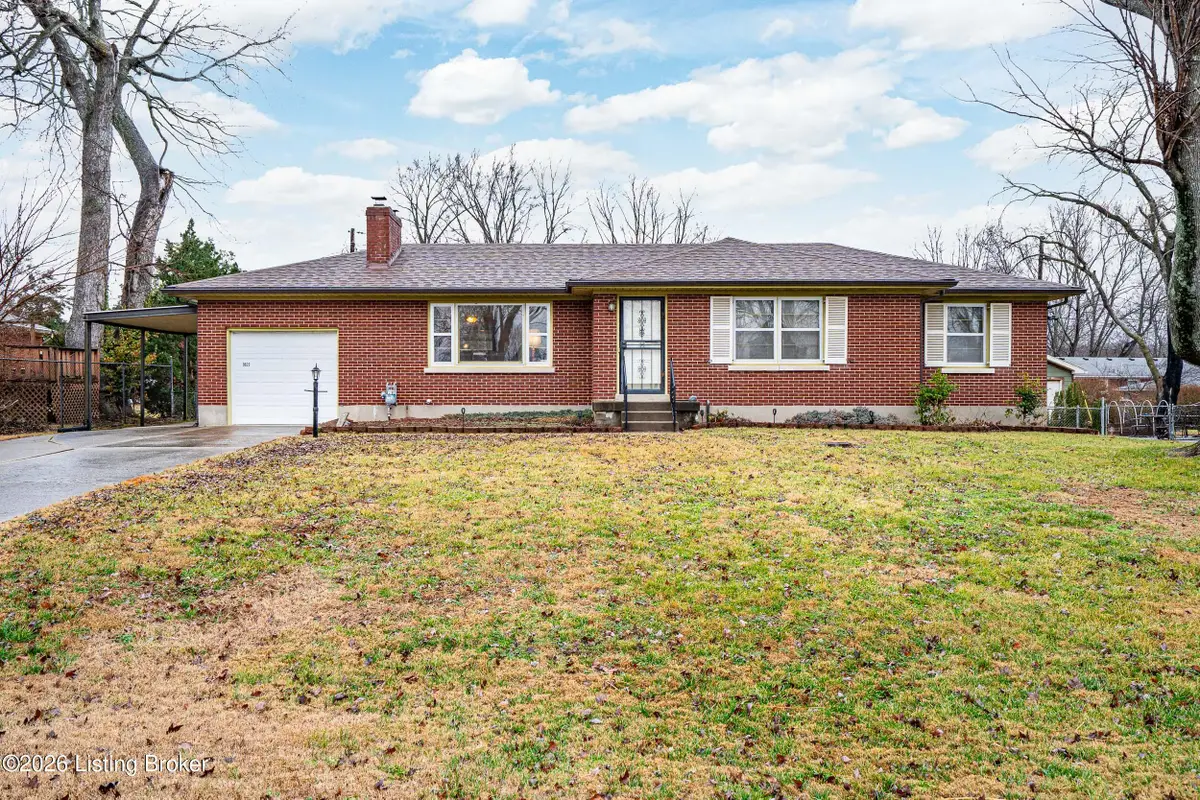 9822 Holiday Dr, Louisville, KY 40272 - Image #1