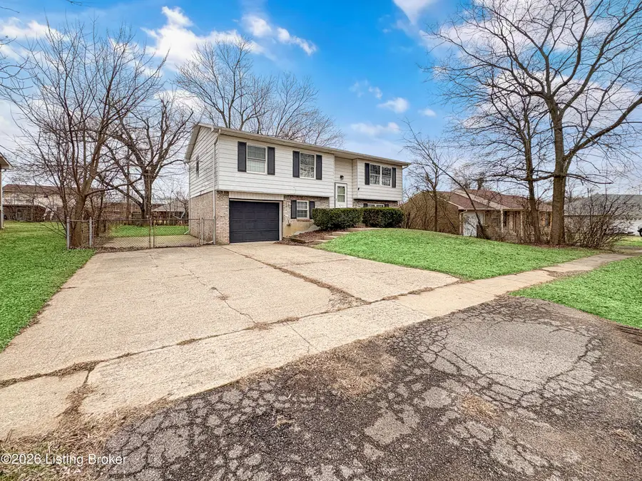 547 Wyandot Ct, Radcliff, KY 40160 - Image #2