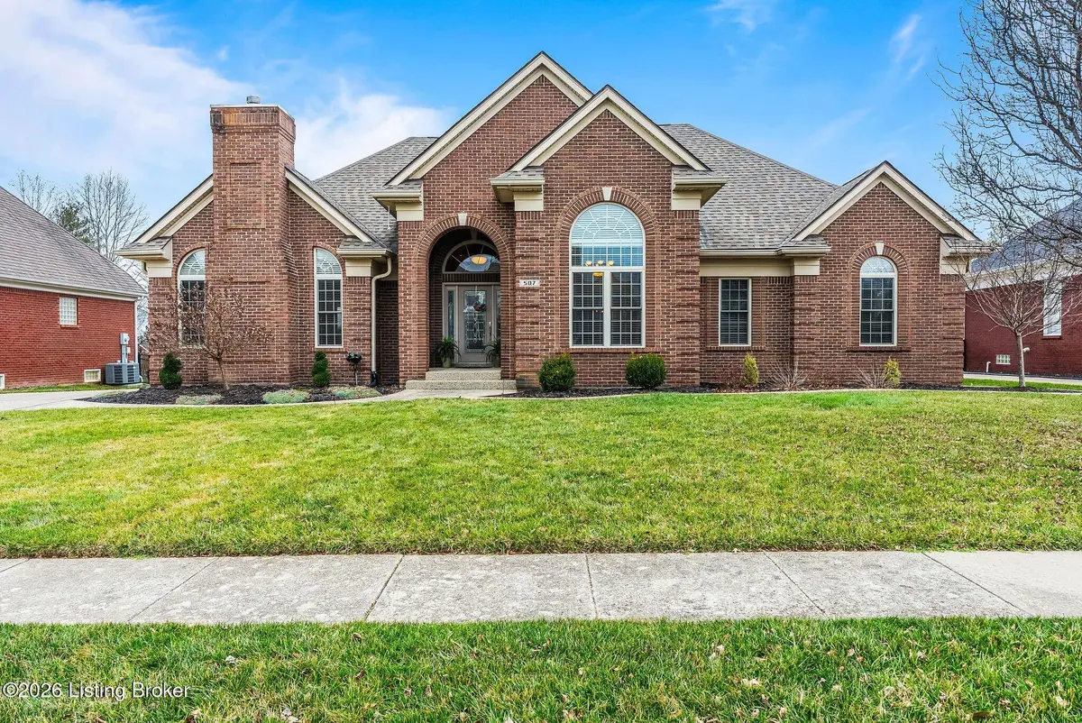 507 Gablewood Cir, Louisville, KY 40245 - Image #1