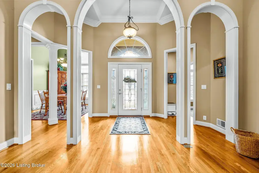 507 Gablewood Cir, Louisville, KY 40245 - Image #3