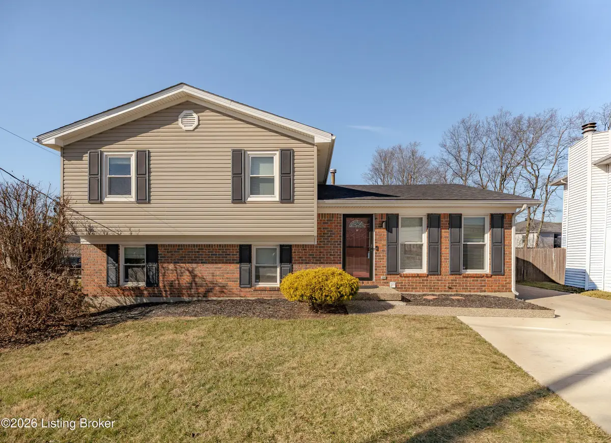 4212 Seagrape Rd, Louisville, KY 40299 - Image #1