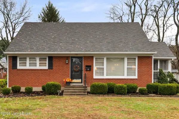 27 Chamberry Cir, Louisville, KY 40207