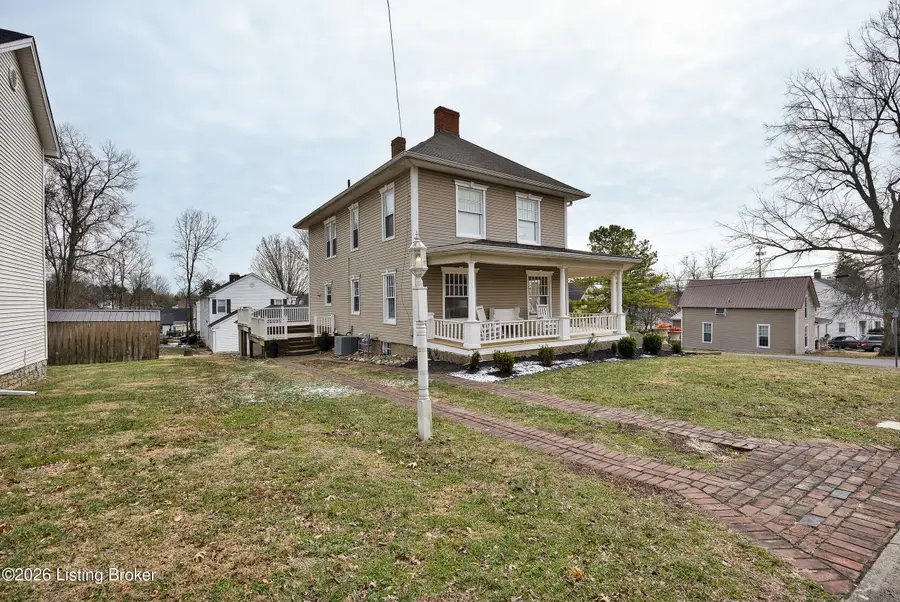 401 N Walnut St, Springfield, KY 40069 - #2