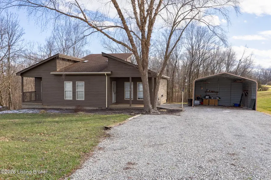 44 Pioneer Dr, Taylorsville, KY 40071 - Image #2