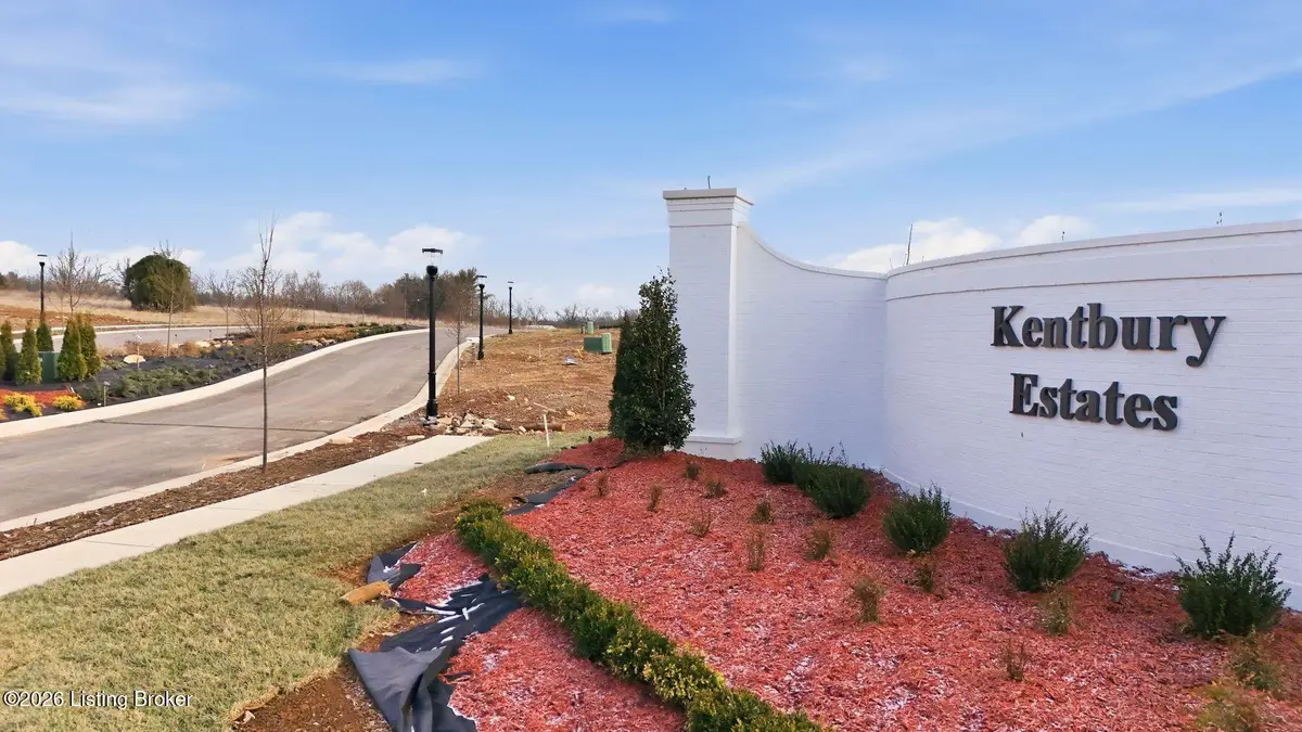 33 Littlecote Ln, Louisville, KY 40245 - Image #1