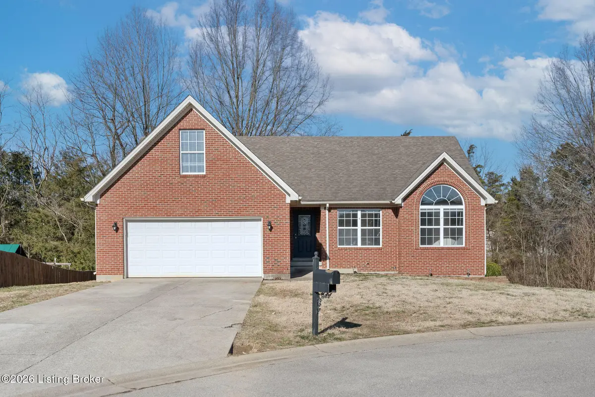 4437 Falling Leaf Dr, Sellersburg, IN 47172 - Image #1
