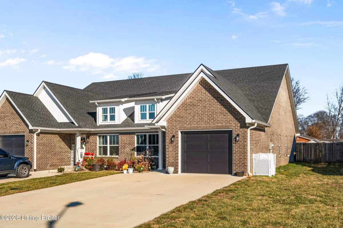 1006 Ray Wimsett Blvd #UNIT B, Bardstown, KY 40004 - Image #1