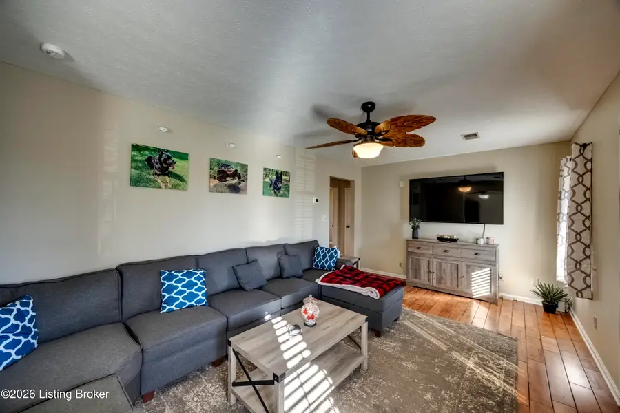 120 Purcell Ave, Bardstown, KY 40004 - Image #3