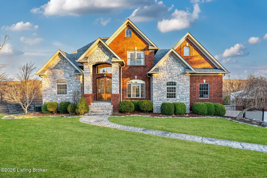 457 Grand Ave, Shepherdsville, KY 40165 - Image #2