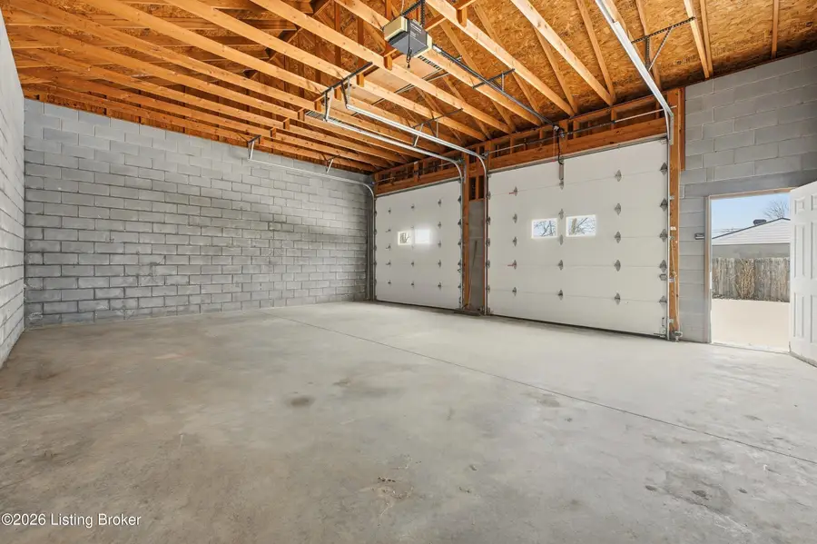 4402 Billy Bone Ct, Louisville, KY 40229 - Image #3