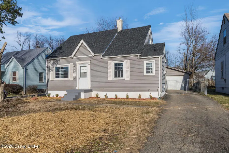 517 Harris Pl, Louisville, KY 40222 - Image #2