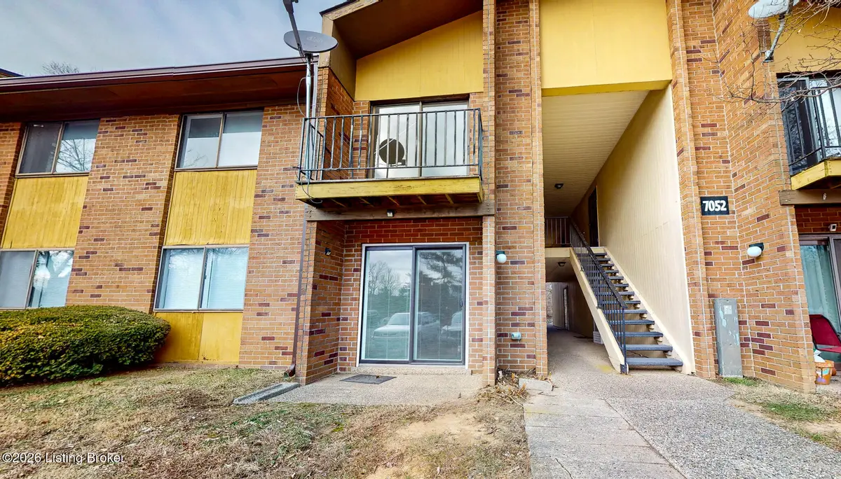 7052 Wildwood Cir #108, Louisville, KY 40291 - Image #1