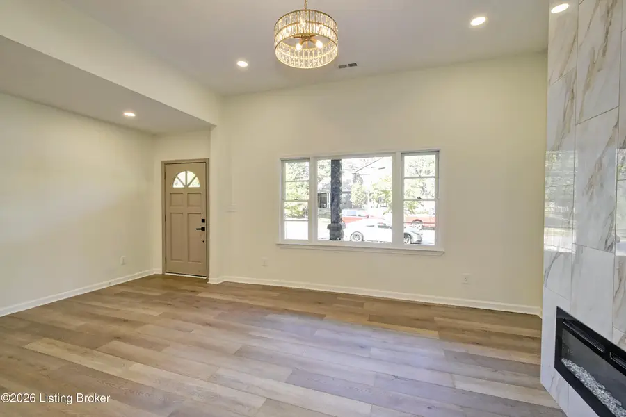 955 S 7th St, Louisville, KY 40203 - Image #3
