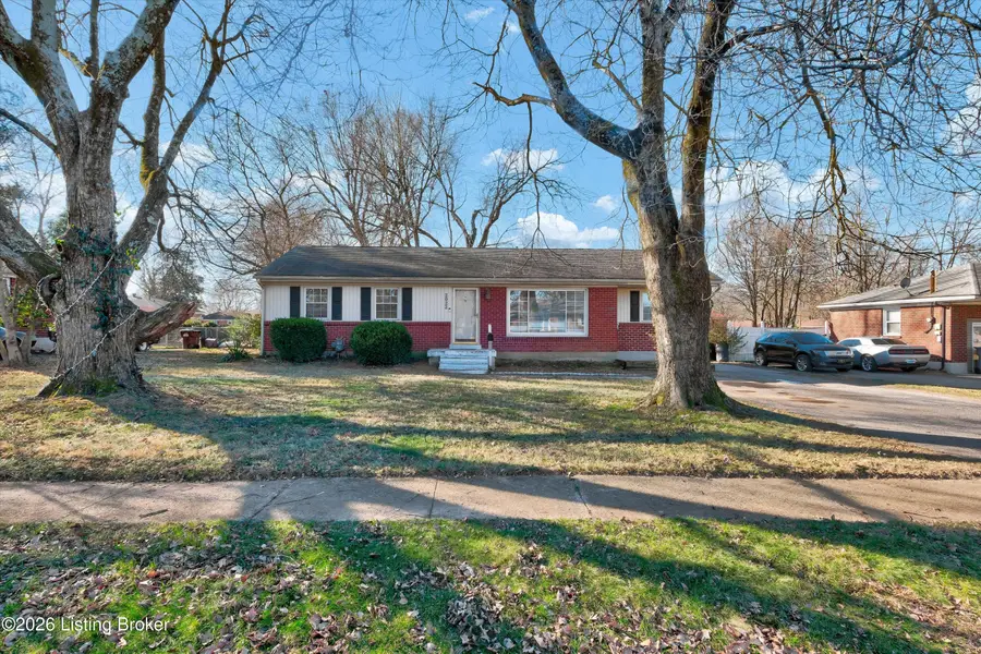 2022 Nocturne Dr, Louisville, KY 40272 - Image #2