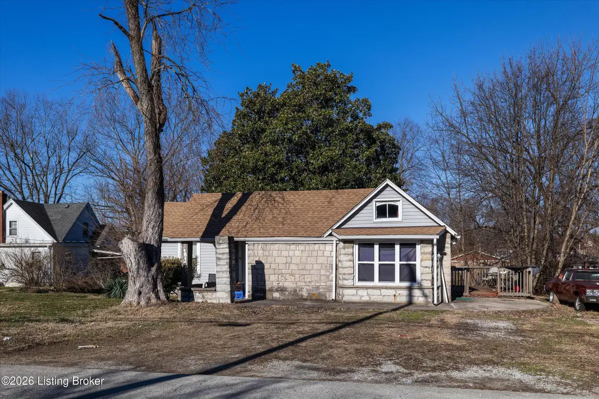 1811 Rockford Ln, Louisville, KY 40216 - Image #1