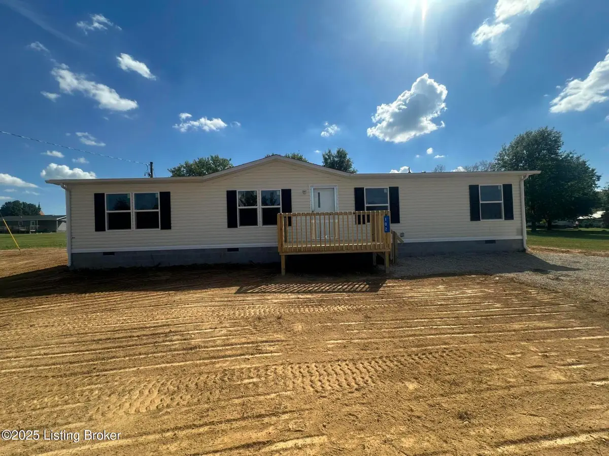 102 N Center St, Irvington, KY 40146 - Image #1