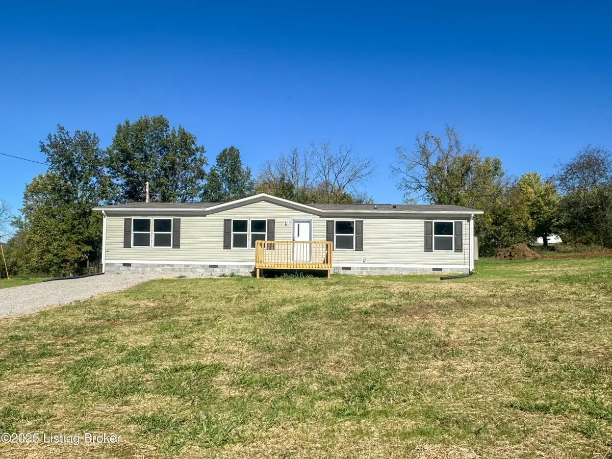 106 N Center St, Irvington, KY 40146 - Image #1