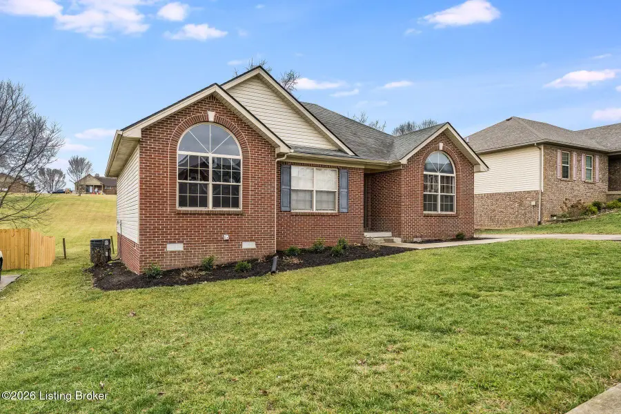 105 Swan Way, Taylorsville, KY 40071 - Image #2