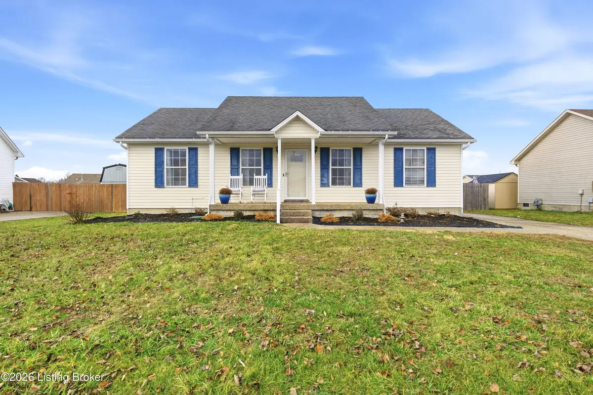 291 Lakes Of Dogwood Blvd, Shepherdsville, KY 40165 - Image #1