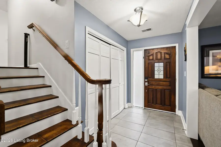 1031 Woodlake Dr, Lawrenceburg, KY 40342 - Image #3