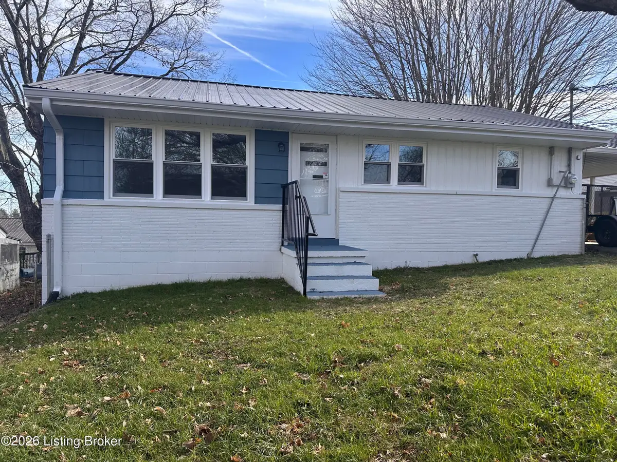 605 Cedar St, Columbia, KY 42728 - Image #1