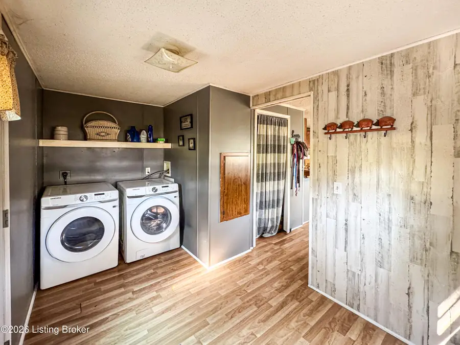 35 Oakland Dr, Leitchfield, KY 42754 - Image #3