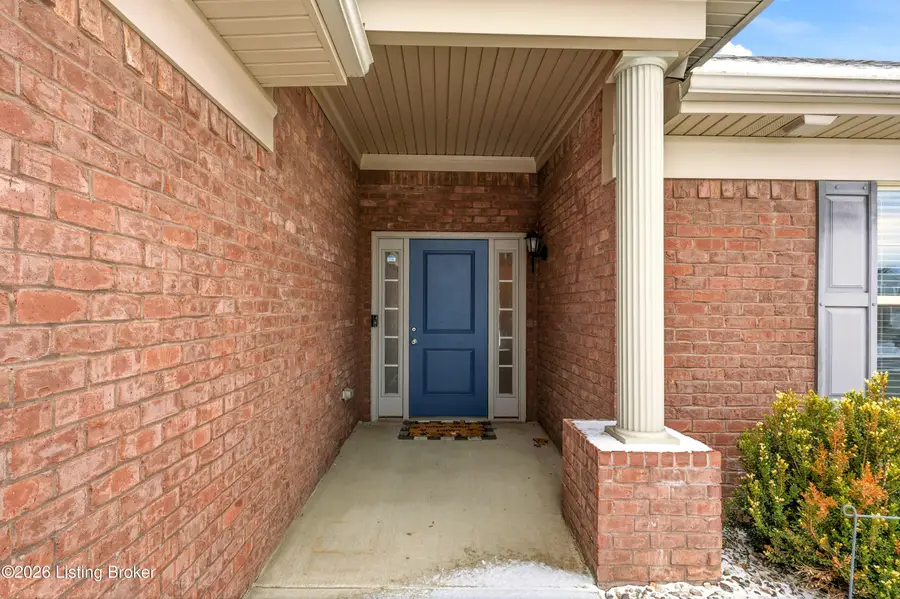 524 Golden Wing Rd, Mount Washington, KY 40047 - Image #3