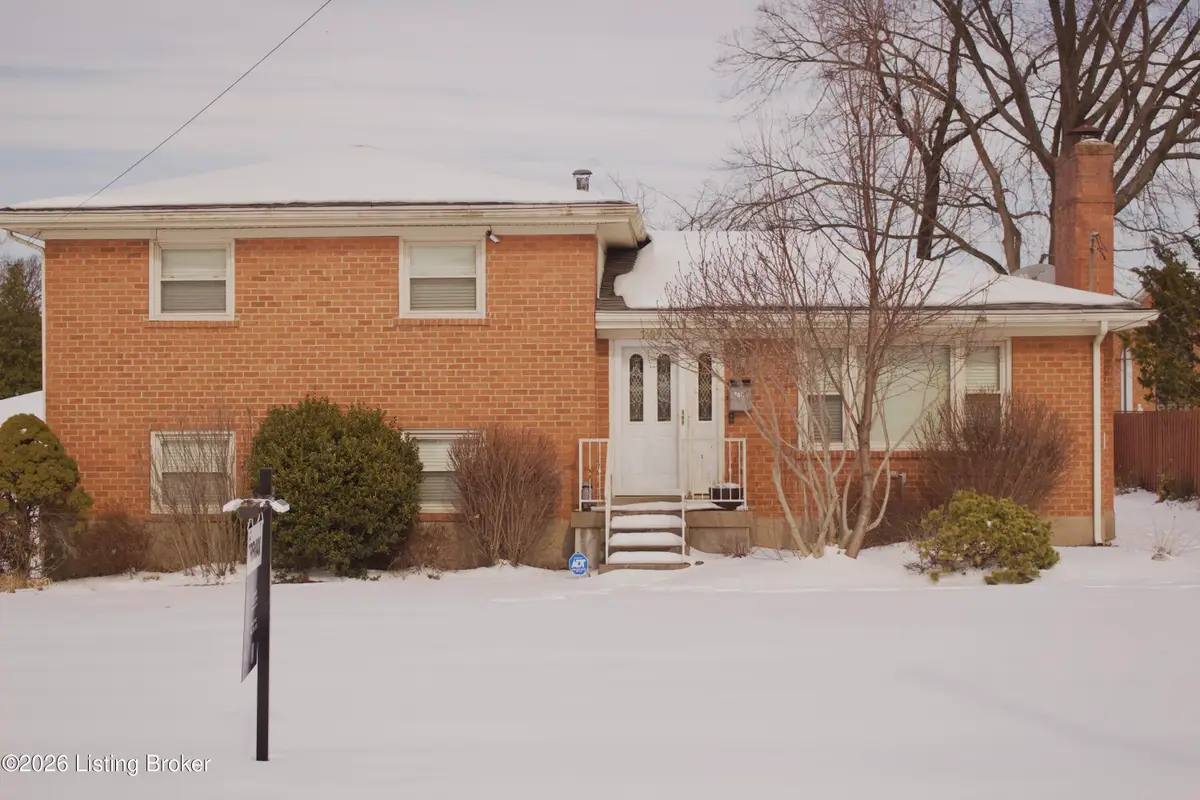 7409 Lorenzo Ln, Louisville, KY 40228 - Image #1