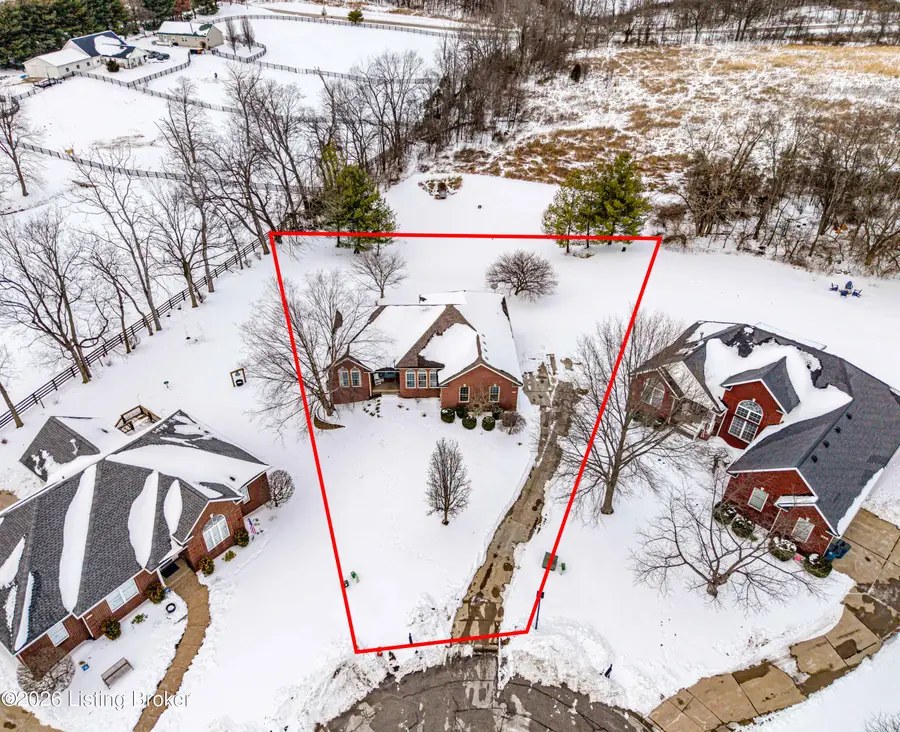 976 Morning Glory Ln, Shelbyville, KY 40065 - Image #2