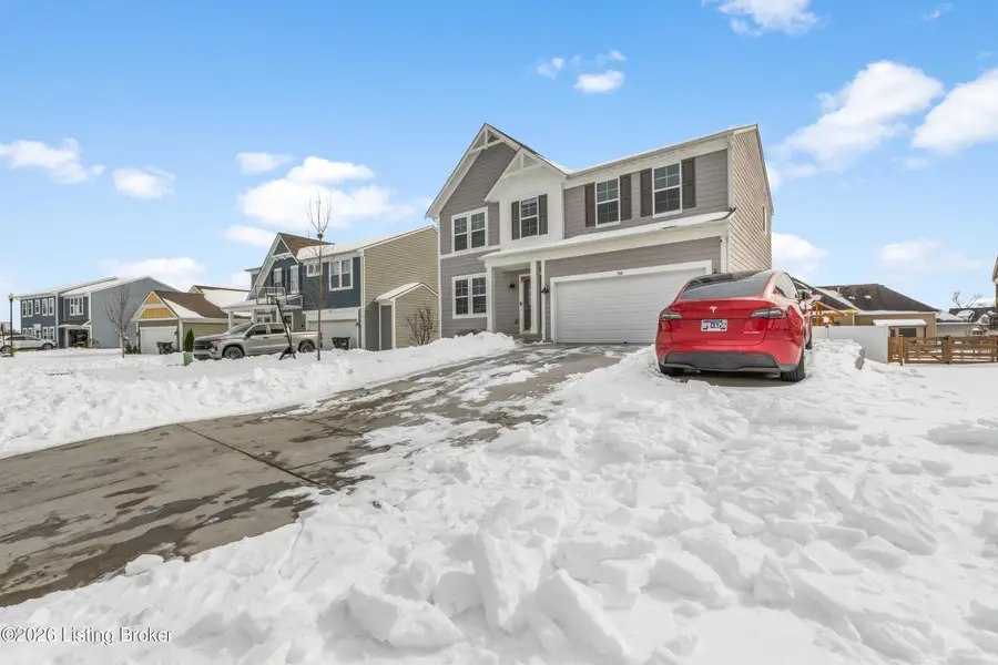 518 Williamsburg Dr, Mount Washington, KY 40047 - #2