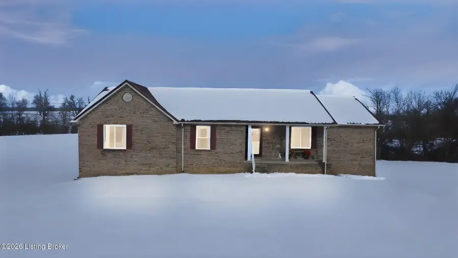 82 N Sunset Ave, Cecilia, KY 42724 - Image #2