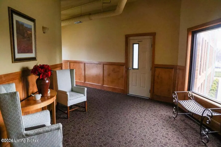 900 S 5th St #UNIT 202, Louisville, KY 40203 - Image #3