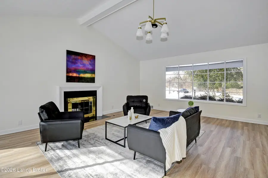 6404 Winthrop Ln, Louisville, KY 40222 - Image #3