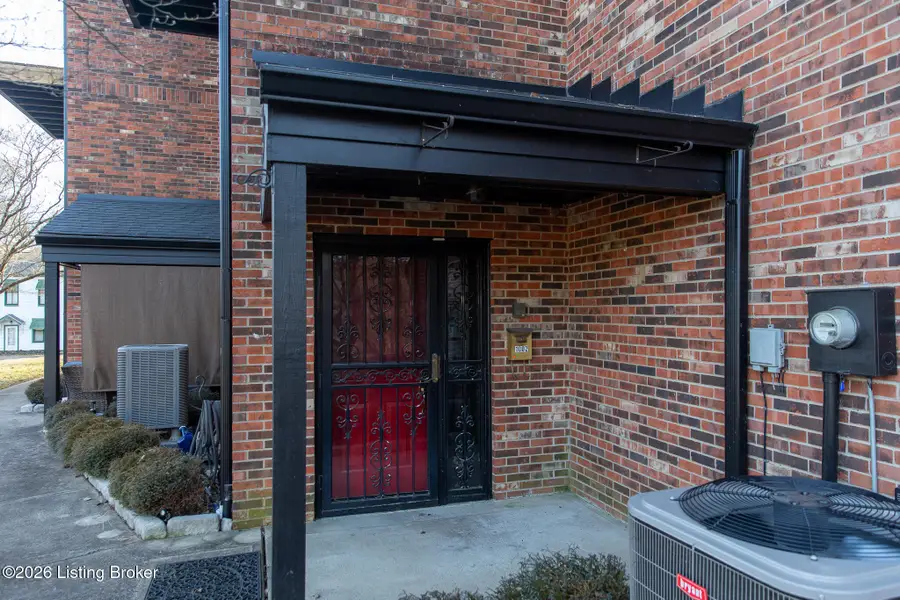 1002 W Main St # 2, Madison, IN 47250 - #3