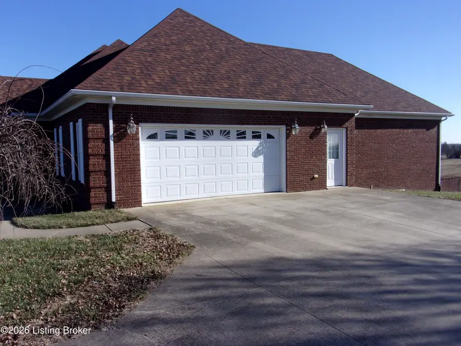 4085 Lawrenceburg Rd, Bloomfield, KY 40008 - Image #3