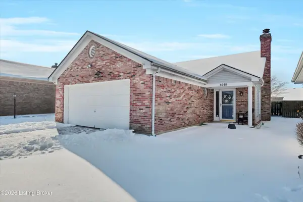 8018 Cloudcroft Ln, Louisville, KY 40220